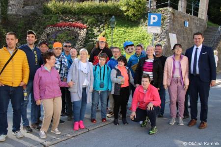 Tudi otroci kamniških šol in vrtcev so bili danes trajnostno povezavi  (111)